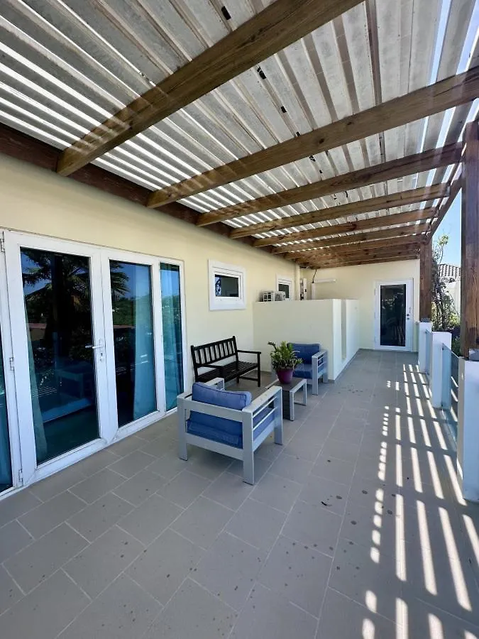 Villa And Pool Walk To Palm Beach Ideal For Groups 0*,  아루바